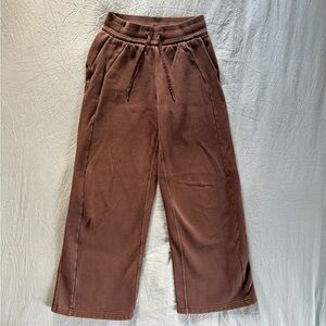 Brown Lululemon Women’s Sweatpants